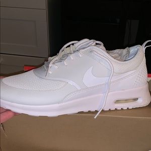 Women’s Nike air max Thea